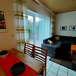 Jautz Re13 度假居 *
